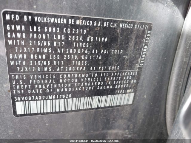 3VV0B7AX2JM011628 Volkswagen Tiguan 2.0t S