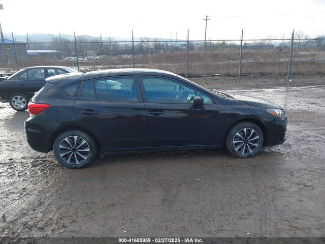 Subaru Impreza 2.0i 2018 4S3GTAA66J3712737 Image 13