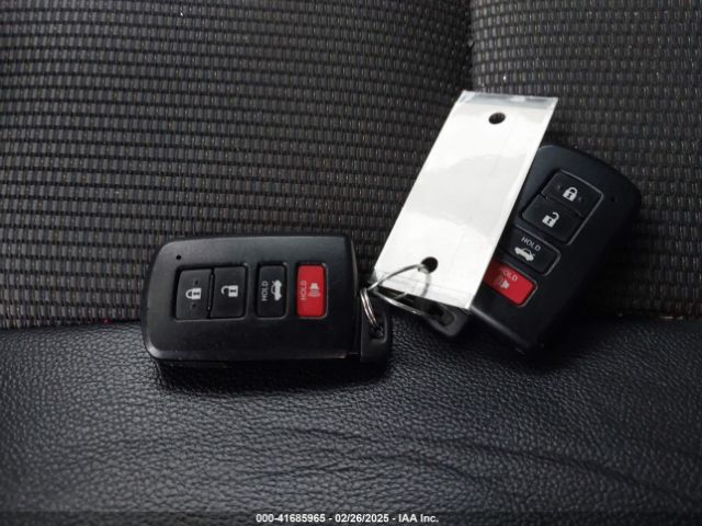 2T1BURHE0GC548582 Toyota Corolla S W/special Edition Pkg