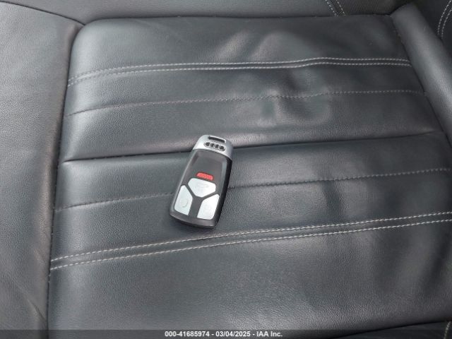 WA1BAAFY1M2113680 Audi Q5 Premium Plus 45 Tfsi Quattro S Tronic