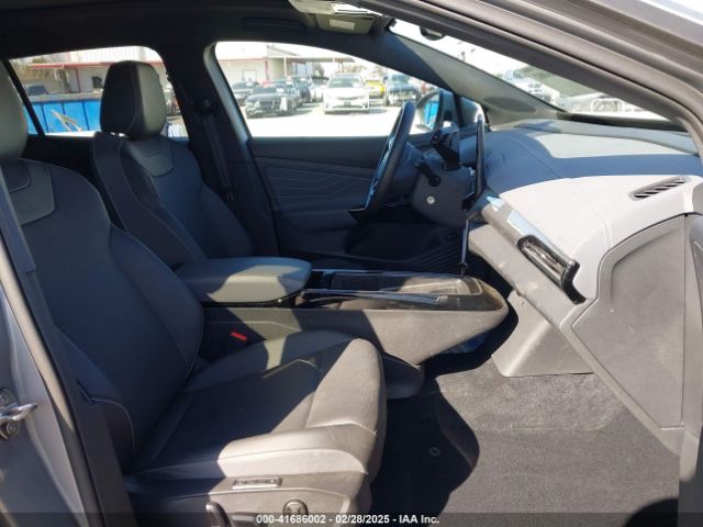 1V2WNPE86PC049357 Volkswagen Id.4 Awd Pro S