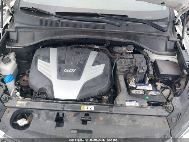 KM8SMDHF9JU274607 Hyundai Santa Fe Se