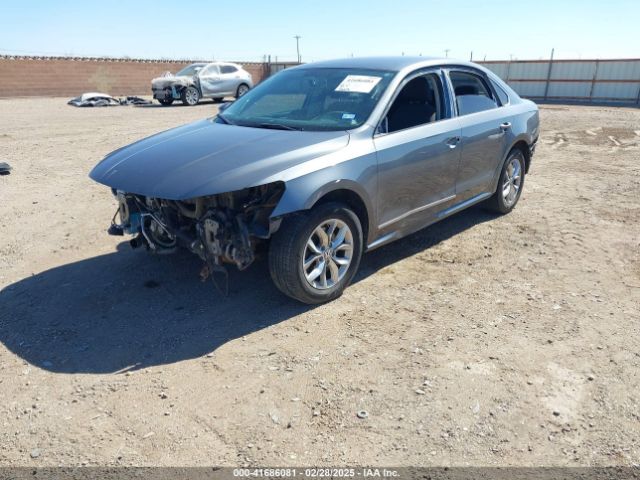 1VWAT7A39HC071640 Volkswagen Passat 1.8t S