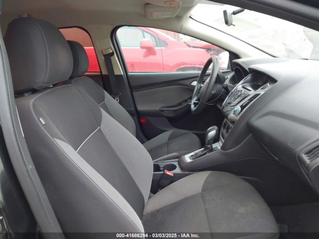 1FADP3F23EL432780 Ford FOCUS SE