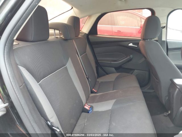 1FADP3F23EL432780 Ford FOCUS SE