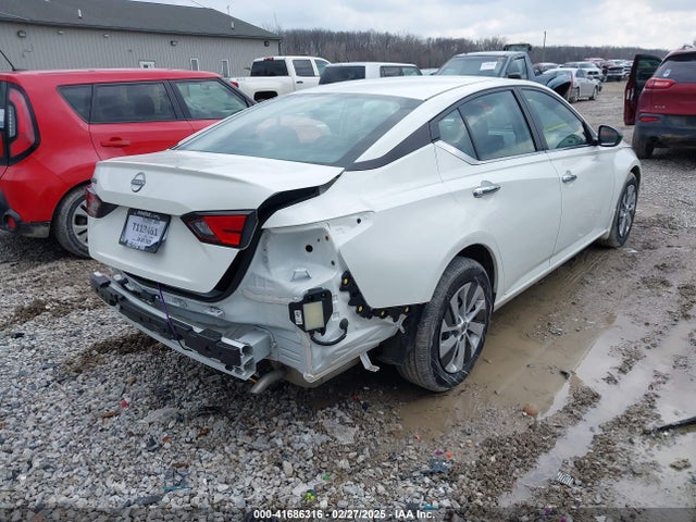 1N4BL4BV4RN405882 Nissan Altima S Fwd