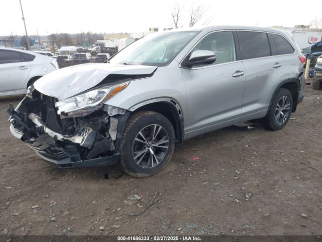 5TDBZRFH4JS492448 Toyota Highlander Le