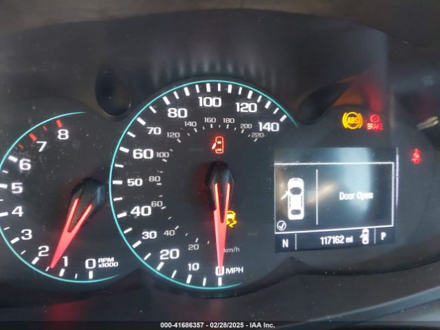 3GNCJNSB5KL196519 Chevrolet TRAX LS