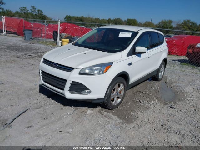 1FMCU9GX8FUB50198 Ford ESCAPE SE