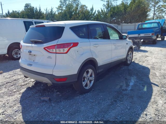 1FMCU9GX8FUB50198 Ford ESCAPE SE