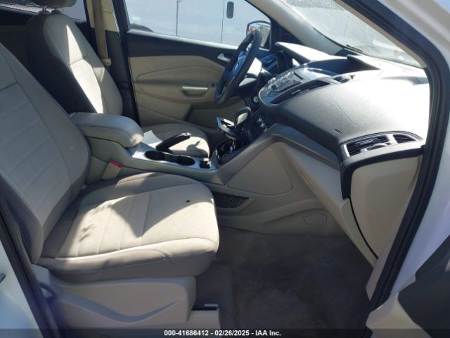 1FMCU9GX8FUB50198 Ford ESCAPE SE
