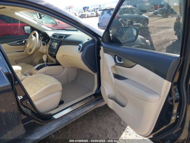 5N1AT2MV6FC834127 Nissan ROGUE SV