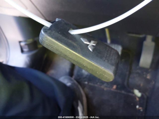 JA4AD3A33LZ025164 Mitsubishi Outlander Sel 2.4