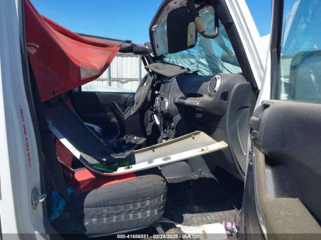 2016 JEEP WRANGLER UNLIMITED 1C4HJWEG3GL115175 Photo 4