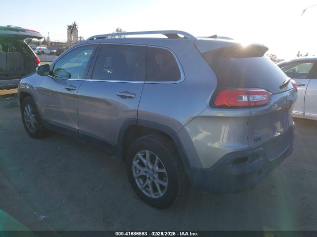 1C4PJMCBXGW118161 Jeep Cherokee Latitude