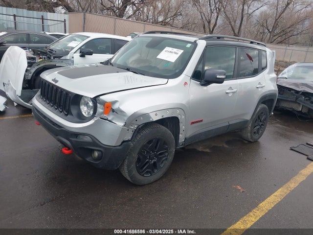 ZACCJBCB4JPG86137 Jeep 2018