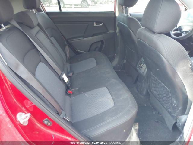 KNDPB3AC4F7686174 KIA Sportage Lx