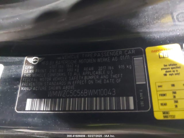 2011 MINI COOPER S COUNTRYMAN WMWZC5C56BWM10043 Photo 8