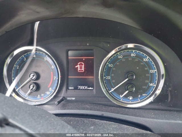 2T1BURHE2KC202655 Toyota COROLLA LE