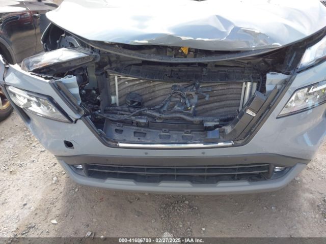 JN8AT3CA1MW028852 Nissan Rogue Sl Fwd