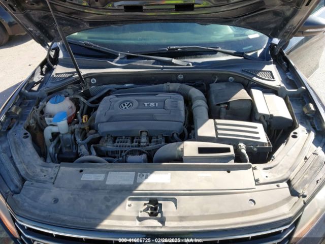 1VWDT7A31HC082161 Volkswagen Passat 1.8t R-line