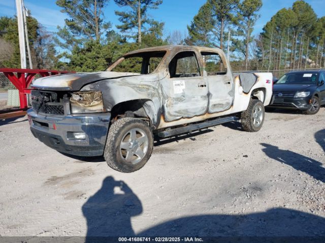 1GC1KXCG4EF107864 Chevrolet Silverado 2500hd Lt
