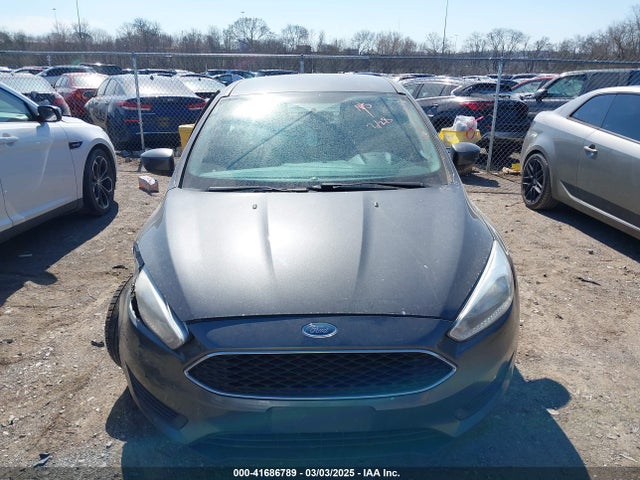 Ford FOCUS SE 2018 1FADP3F28JL238384 Image 12