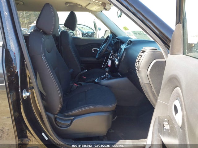 KNDJN2A27J7505284 KIA Soul