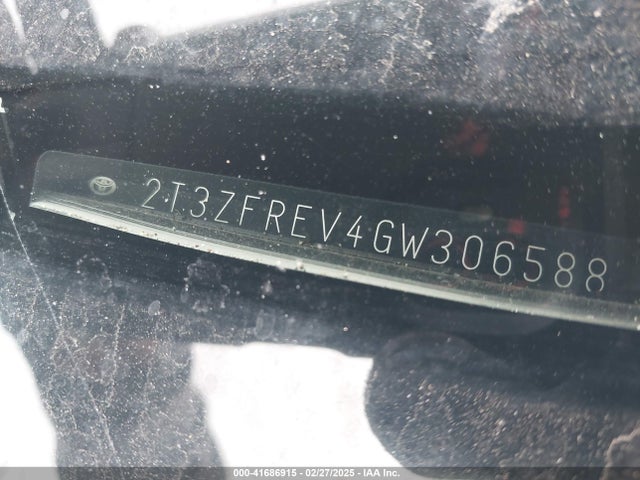 2T3ZFREV4GW306588 Toyota RAV4 LE