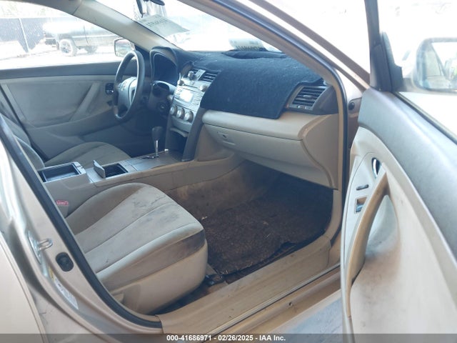 2011 Toyota Camry Le მანქანა იყიდება აუქციონზე, vin: 4T1BF3EK5BU129894, აუქციონის ნომერი: 41686971