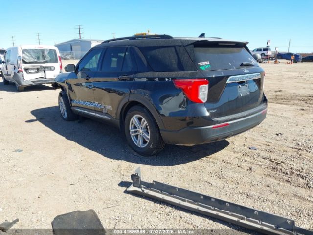 2022 FORD EXPLORER 1FMSK7DH4NGB21930 Photo 2