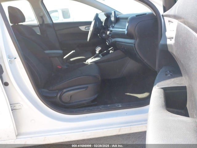 3KPF24AD0RE743646 KIA Forte Lxs