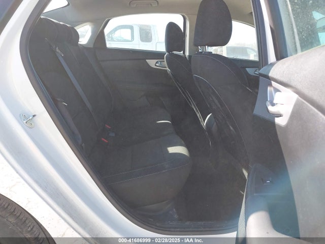3KPF24AD0RE743646 KIA Forte Lxs