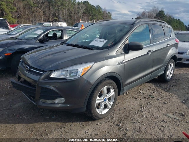 1FMCU9GX9FUB32728 Ford ESCAPE SE