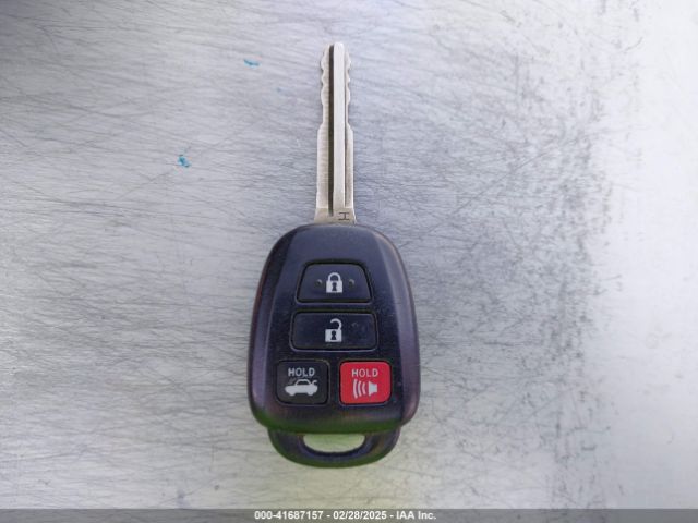 4T1BF1FK4HU760700 Toyota CAMRY SE