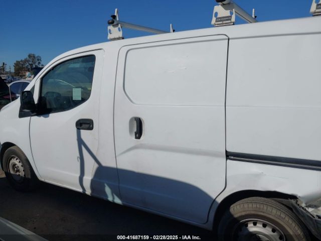 3N6CM0KN5HK708451 Nissan Nv200 S
