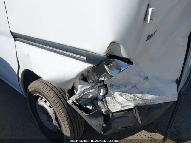 3N6CM0KN5HK708451 Nissan Nv200 S