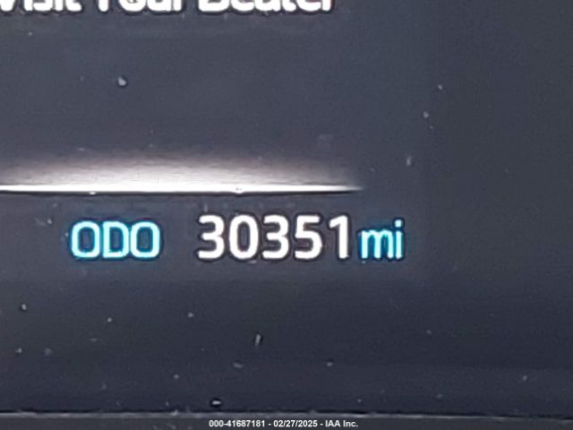 5TDJRKEC7PS157721 Toyota SIENNA XLE