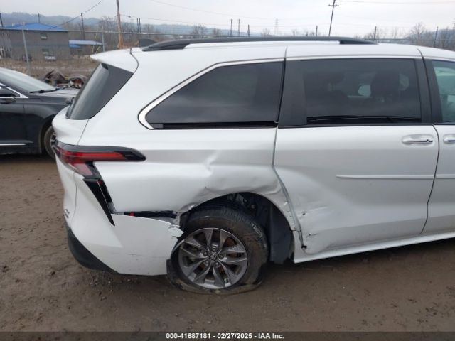 5TDJRKEC7PS157721 Toyota SIENNA XLE