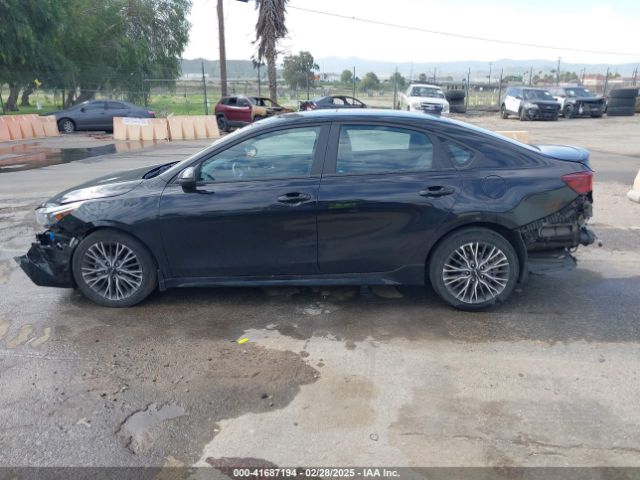 3KPF54ADXPE647995 KIA Forte Gt-line