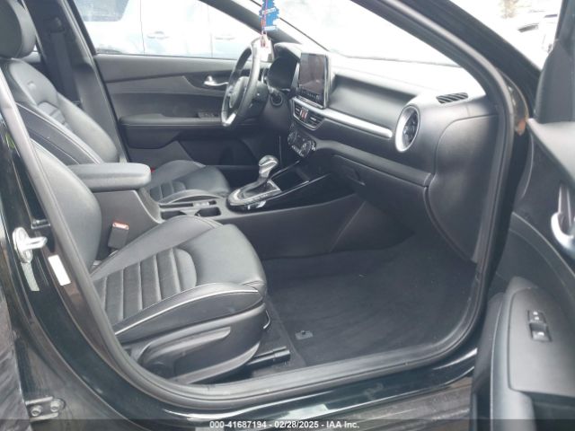3KPF54ADXPE647995 KIA Forte Gt-line