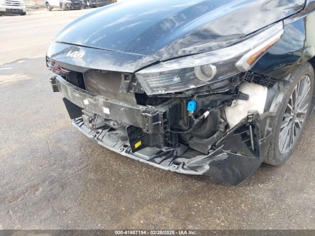 3KPF54ADXPE647995 KIA Forte Gt-line