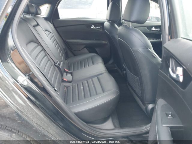 3KPF54ADXPE647995 KIA Forte Gt-line