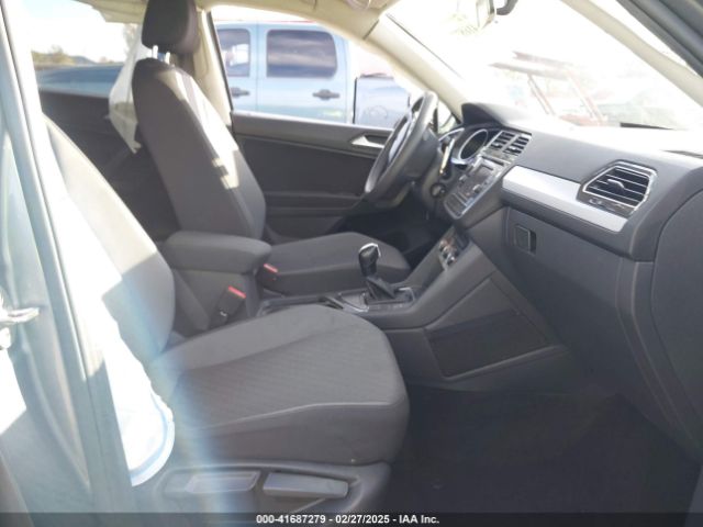 3VV1B7AX4KM023236 Volkswagen Tiguan