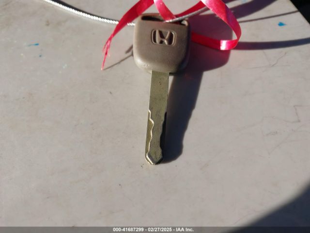 5FNYF3H31FB005302 Honda PILOT SE