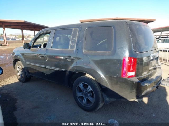 5FNYF3H31FB005302 Honda PILOT SE