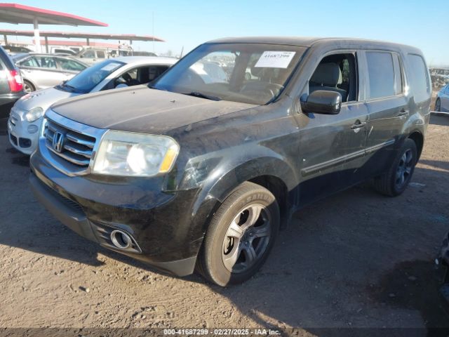 5FNYF3H31FB005302 Honda PILOT SE