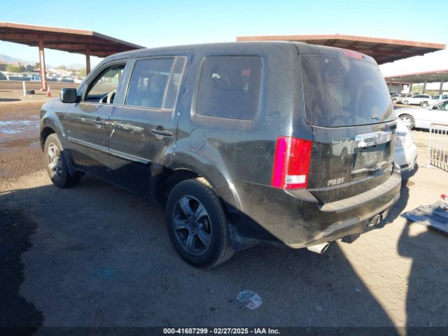5FNYF3H31FB005302 Honda PILOT SE
