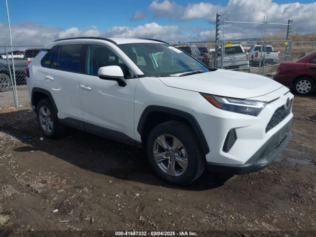 2T3P1RFV9RC447150 Toyota Rav4 Xle