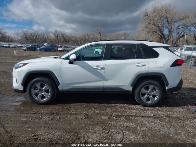 2T3P1RFV9RC447150 Toyota Rav4 Xle